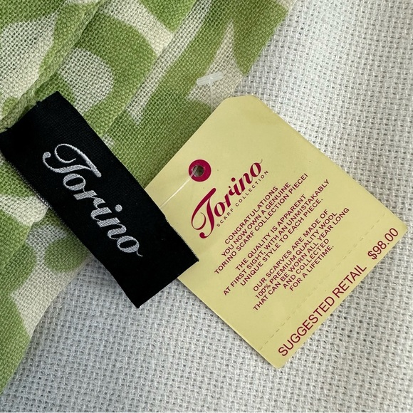 Torino Wool Large Floral Scarf - Picture 4 of 8